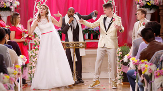 <i>Superstore</i> has its first wedding episode, and the awkwardness is dialed to new heights